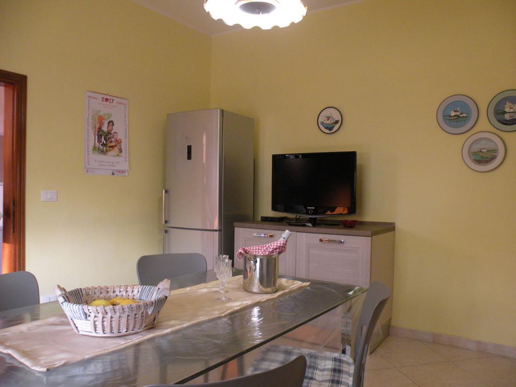 로솔리나 Casa Oriana 빌라 외부 사진